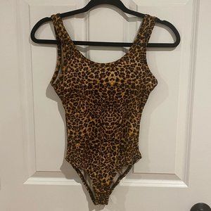 Rebel Sugar Leopard Print Scoop Neck Body Suit -‎ Size Small